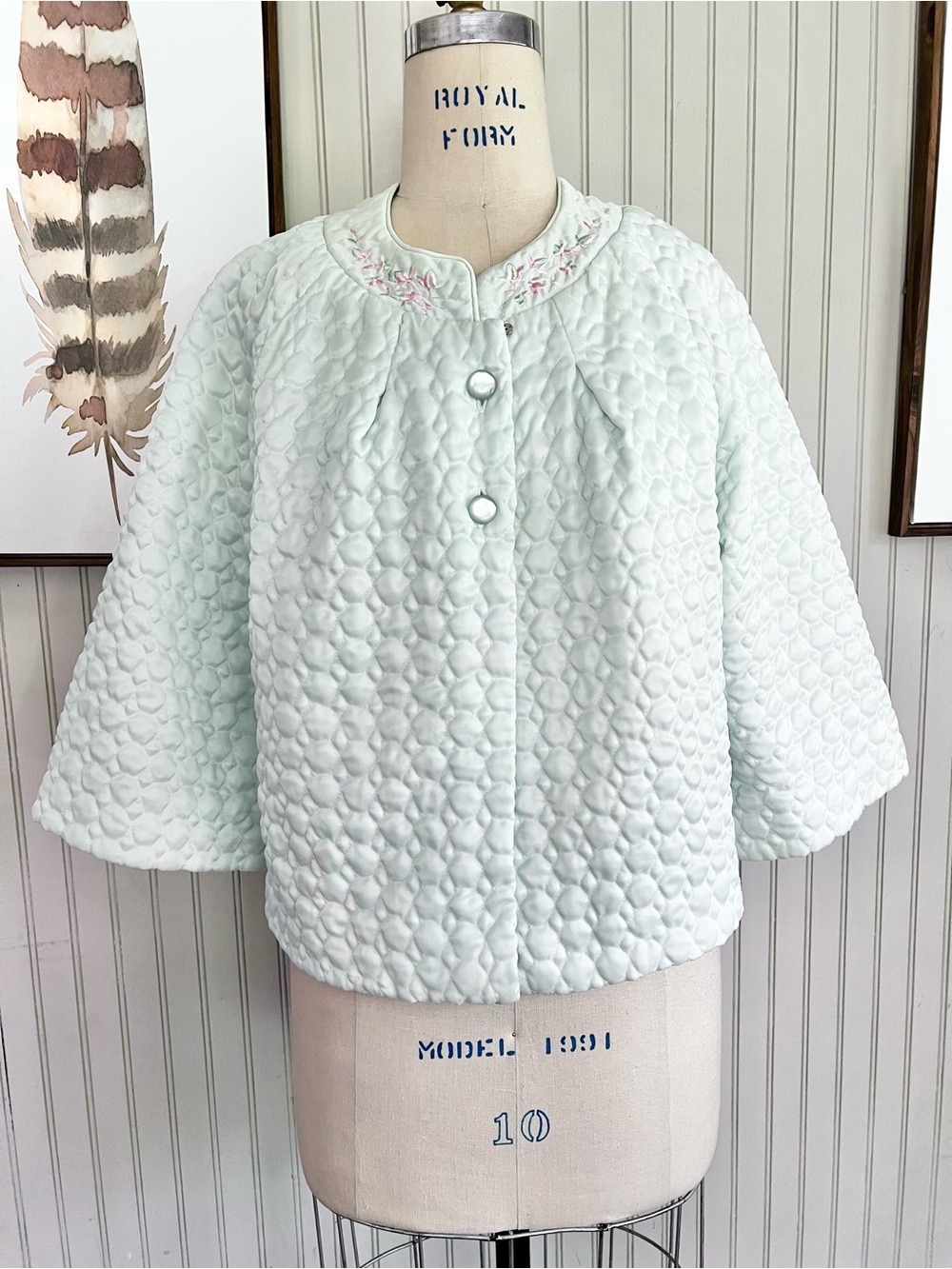 Vintage Barbizon 50’s Quilted Satin Bed Jacket Seafoam Green